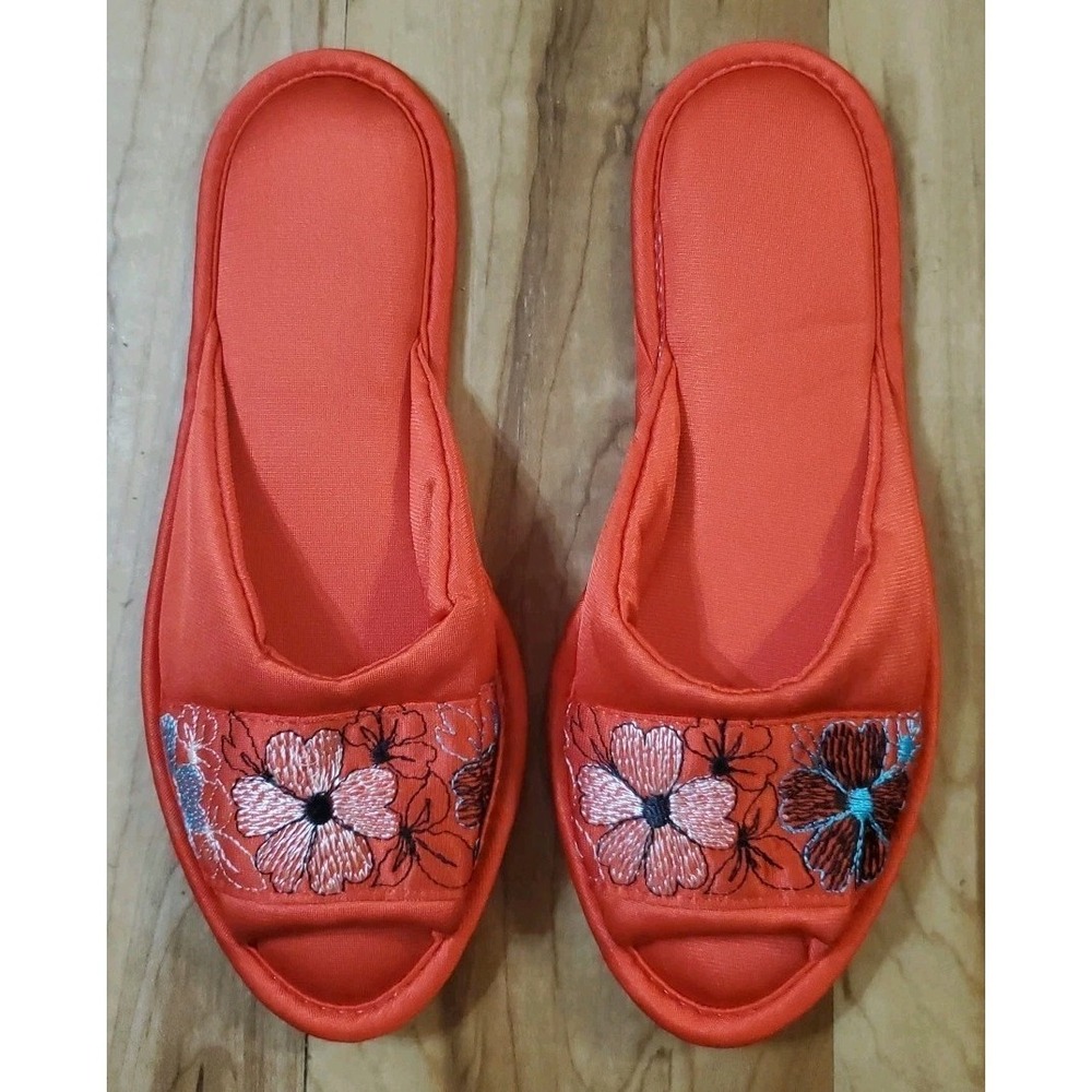 Vintage Vanity Fair? Red Embroidered Floral Peep Toe Slippers Size Small‎ 5-6